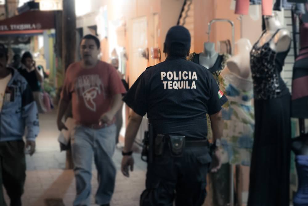 Tequila police. Ok, we know, we're in the town of Tequila, but out of context, this is much funnier. Tequila police. Ok, we know, we're in the town of Tequila, but out of context, this is much funnier.